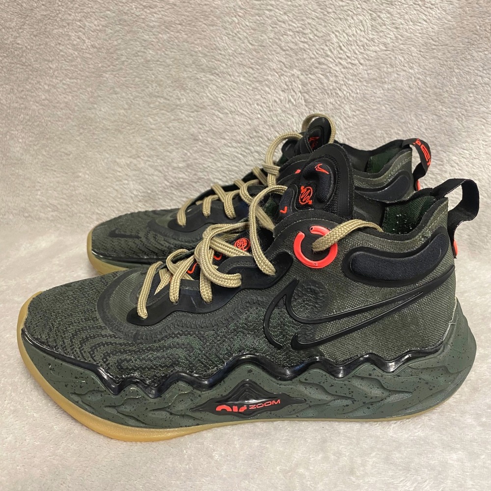 Nike Air Zoom Greater Than GT Run Basketball Shoes Carbon Green Mens‎ Size 7.5